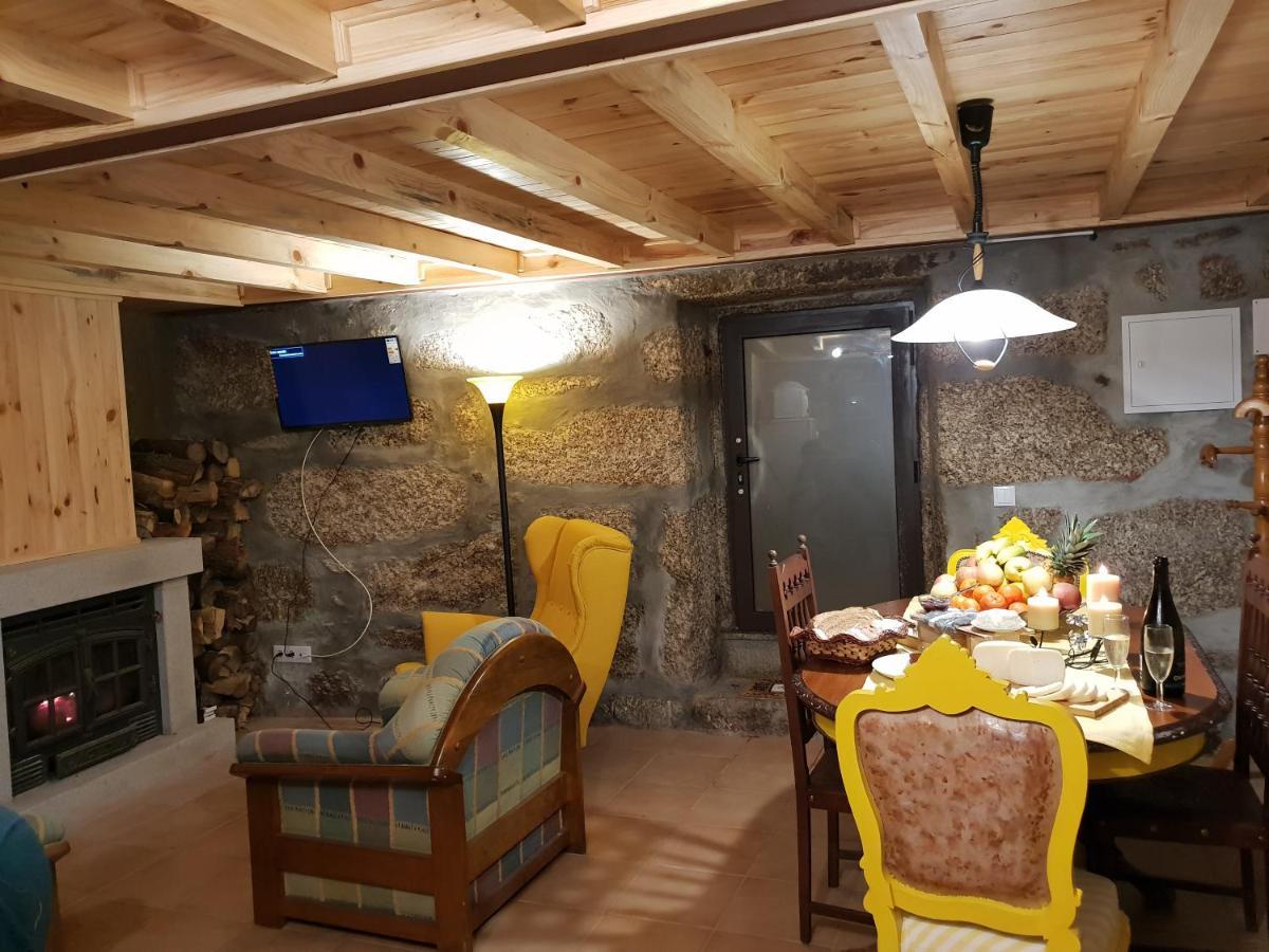 Villa Casa Frade à Sabugueiro  Extérieur photo
